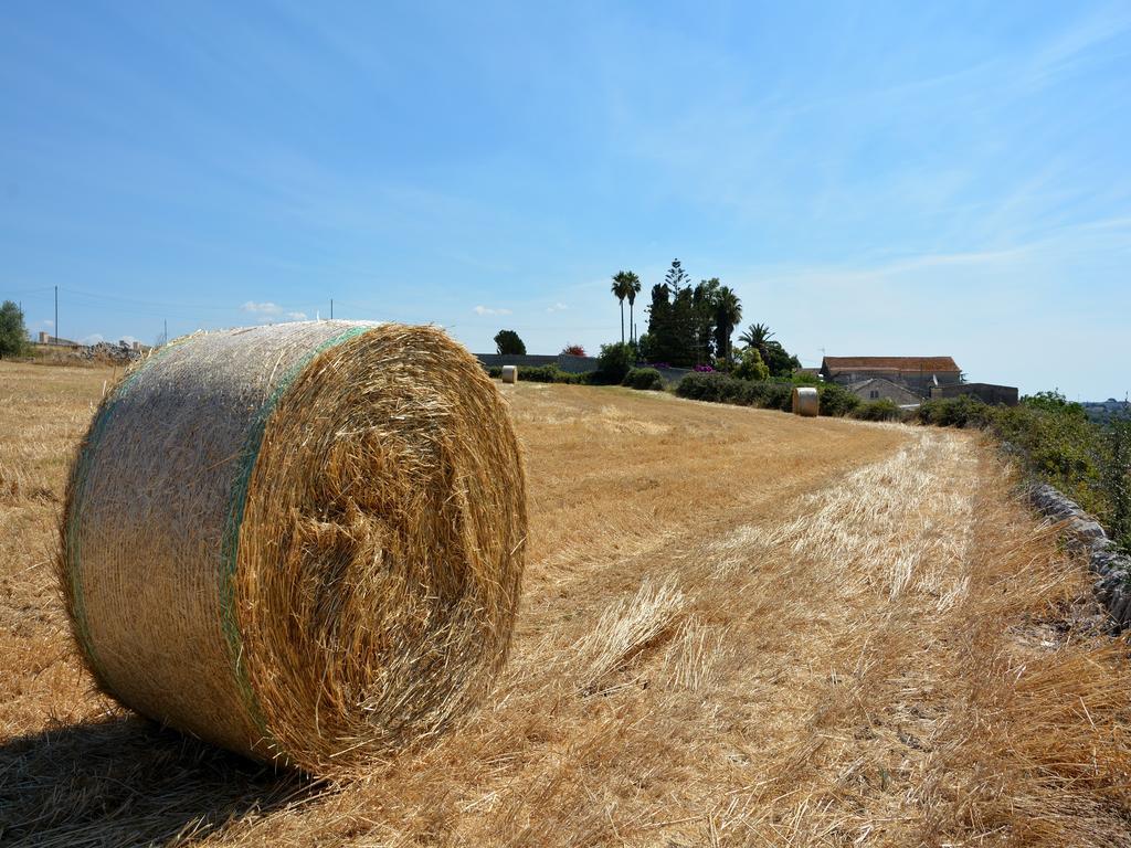 Antica Dimora San Filippo Villa โมดิกา ภายนอก รูปภาพ