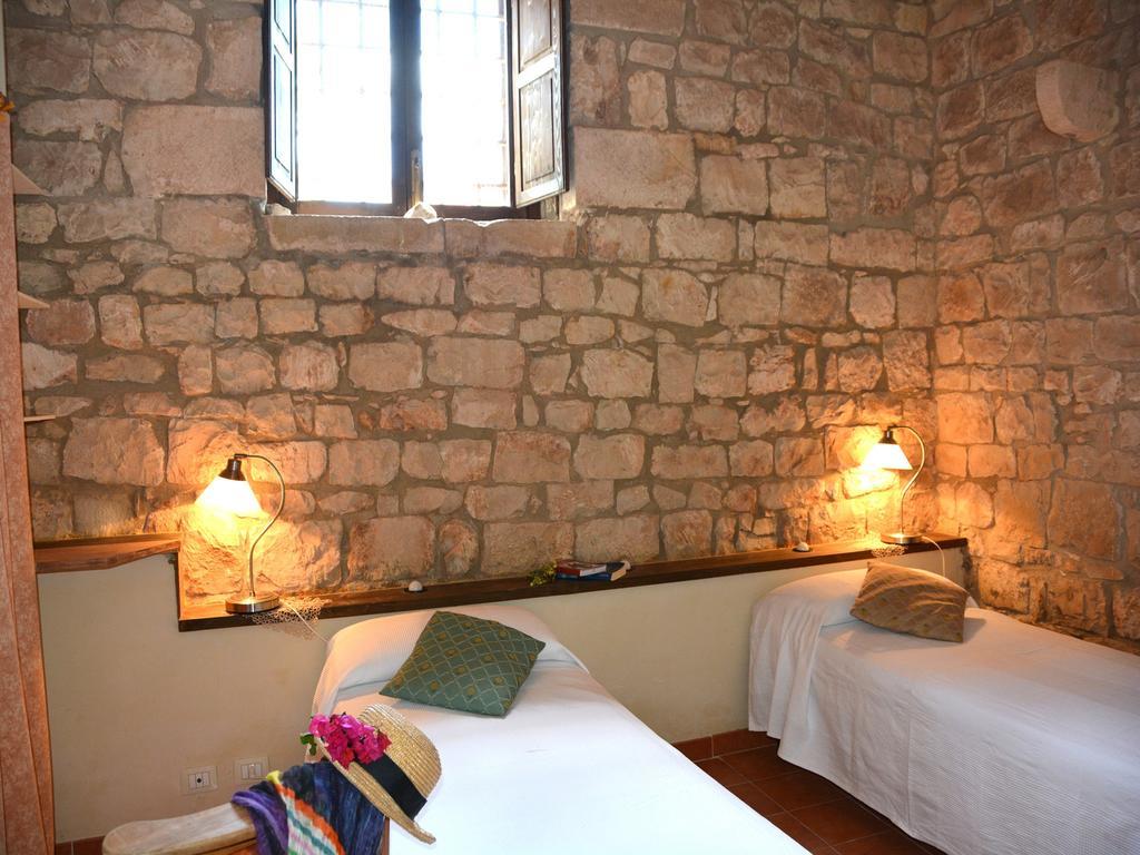 Antica Dimora San Filippo Villa โมดิกา ภายนอก รูปภาพ